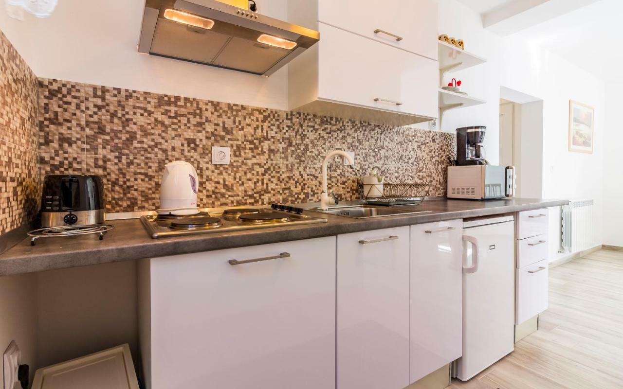 Apartment Mika Pula Exterior photo